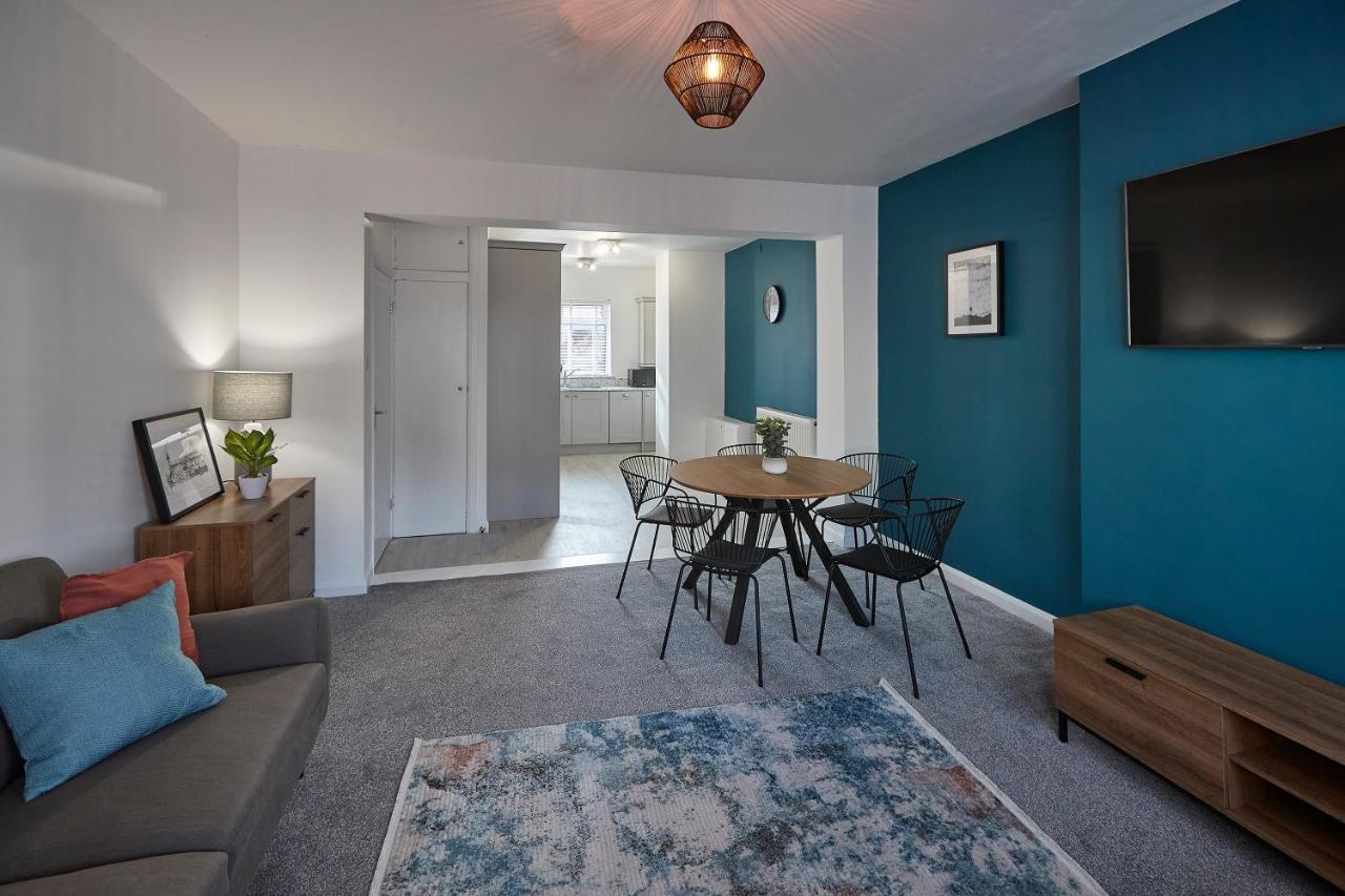 Host & Stay - Endeavour Apartments Γουίτμπι Εξωτερικό φωτογραφία